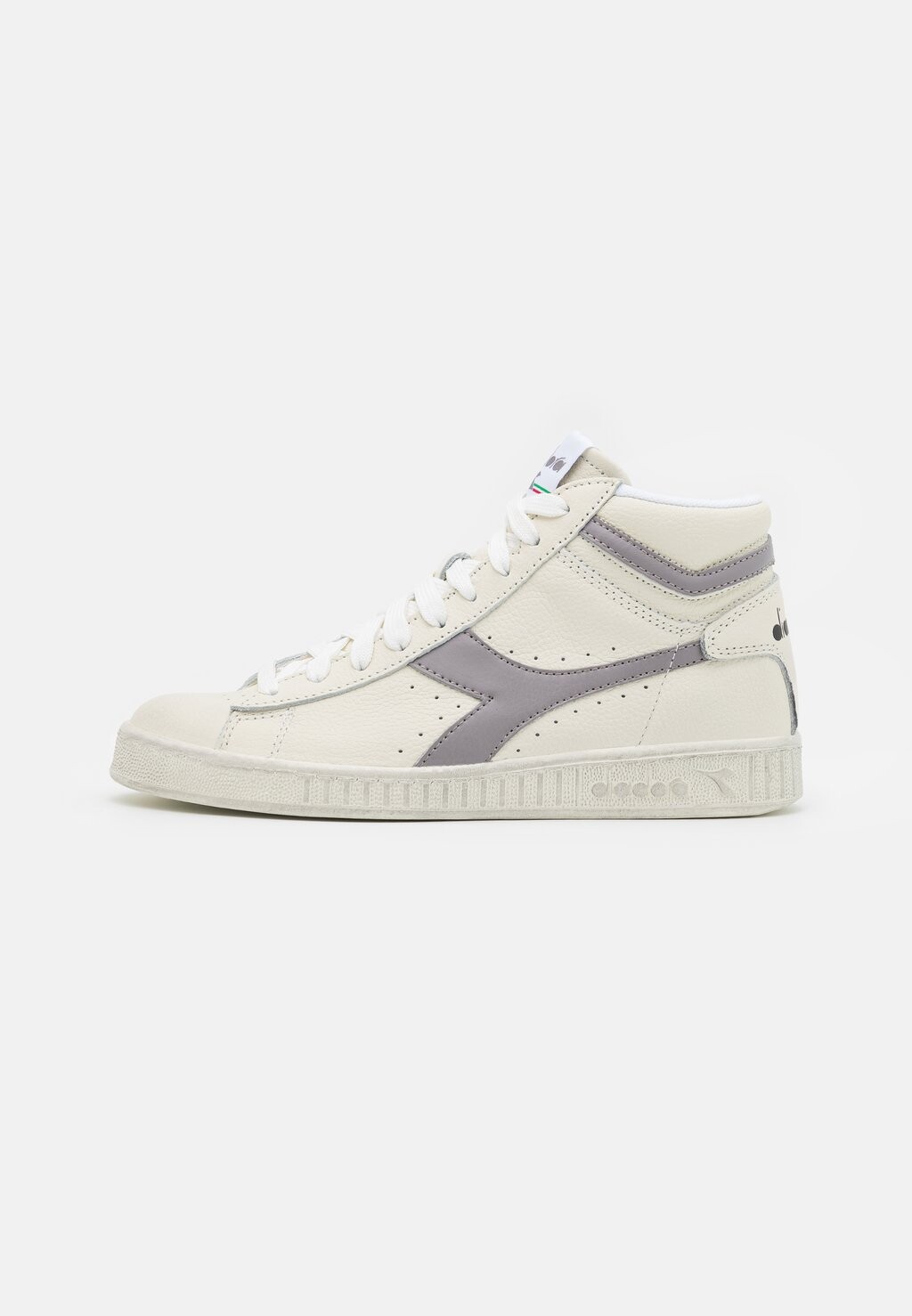 

Высокие кроссовки Diadora