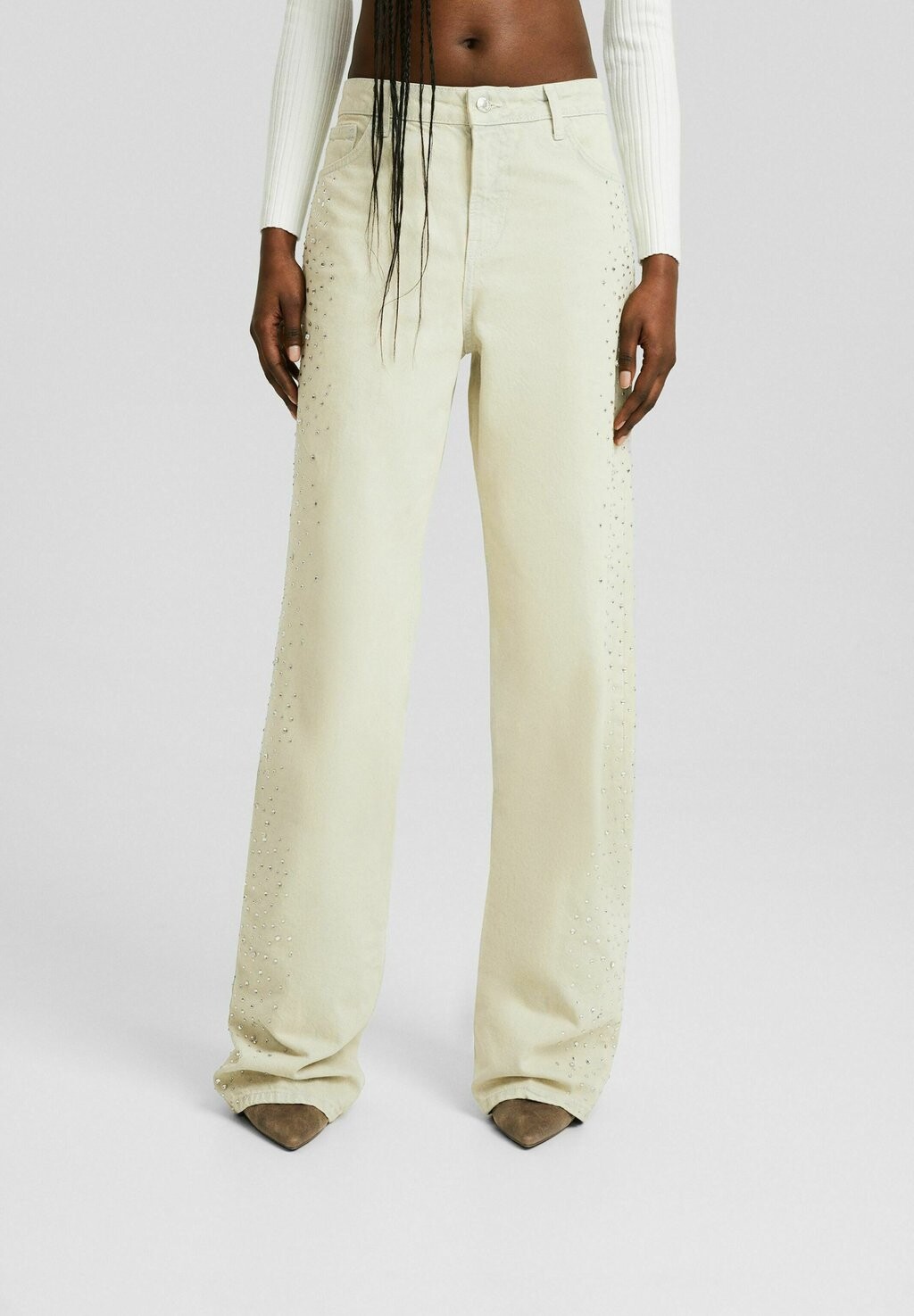 

Джинсы Baggy Faded-Effect Rhinestone Baggy Bershka, цвет light green