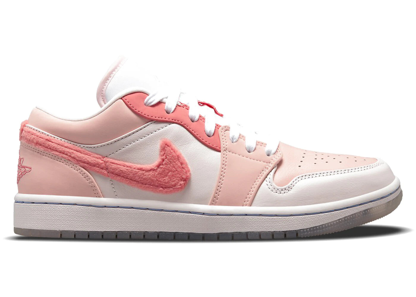 

Кроссовки Nike Air Jordan 1 Low SE Mighty Swooshers Pink (W)