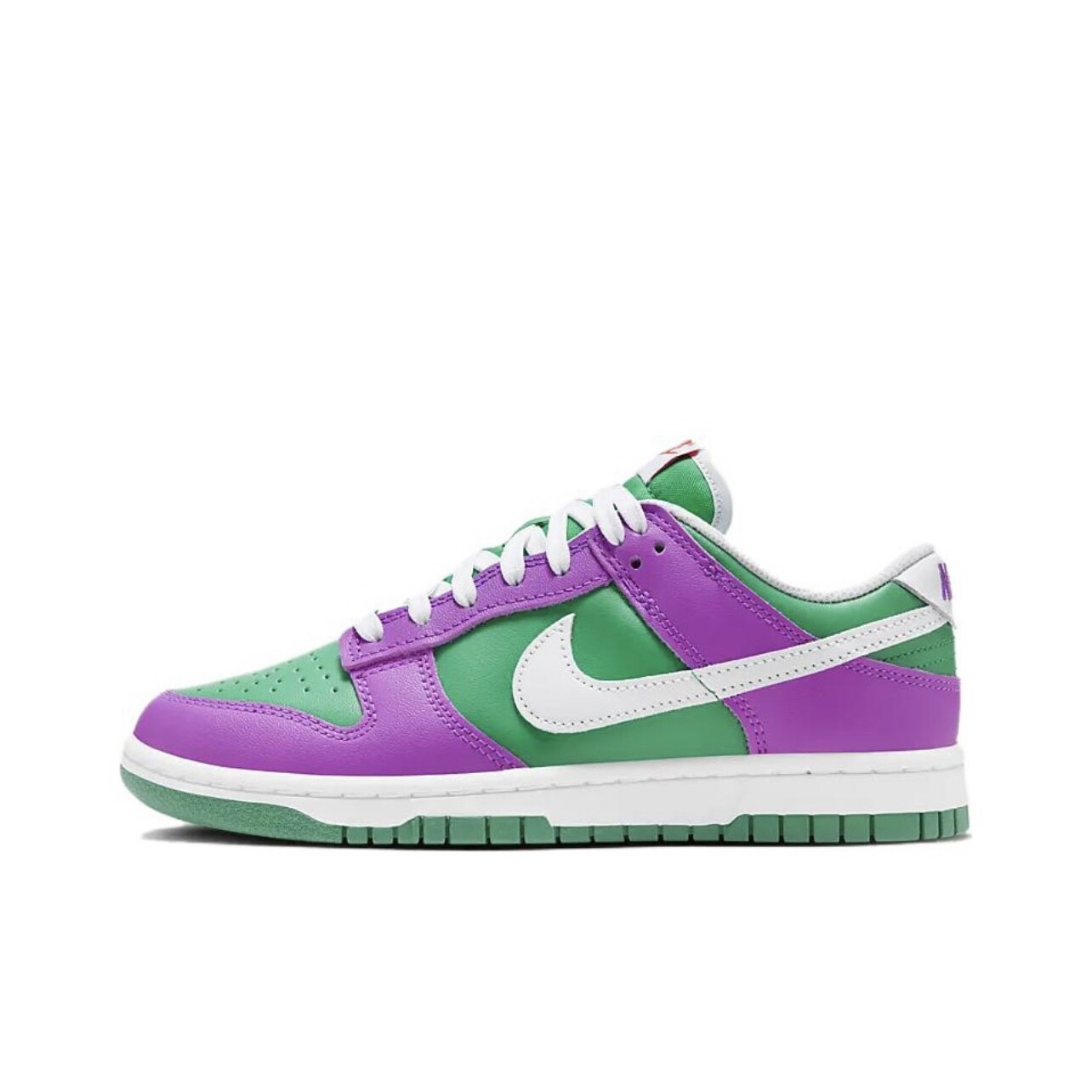 

Женские кроссовки для скейтбординга Nike Dunk