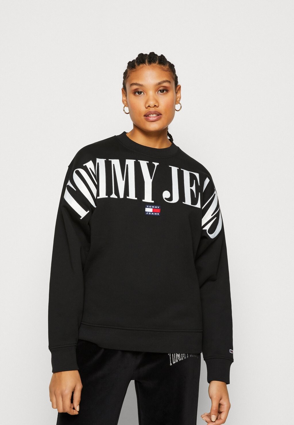 

Толстовка Tommy Jeans, черный