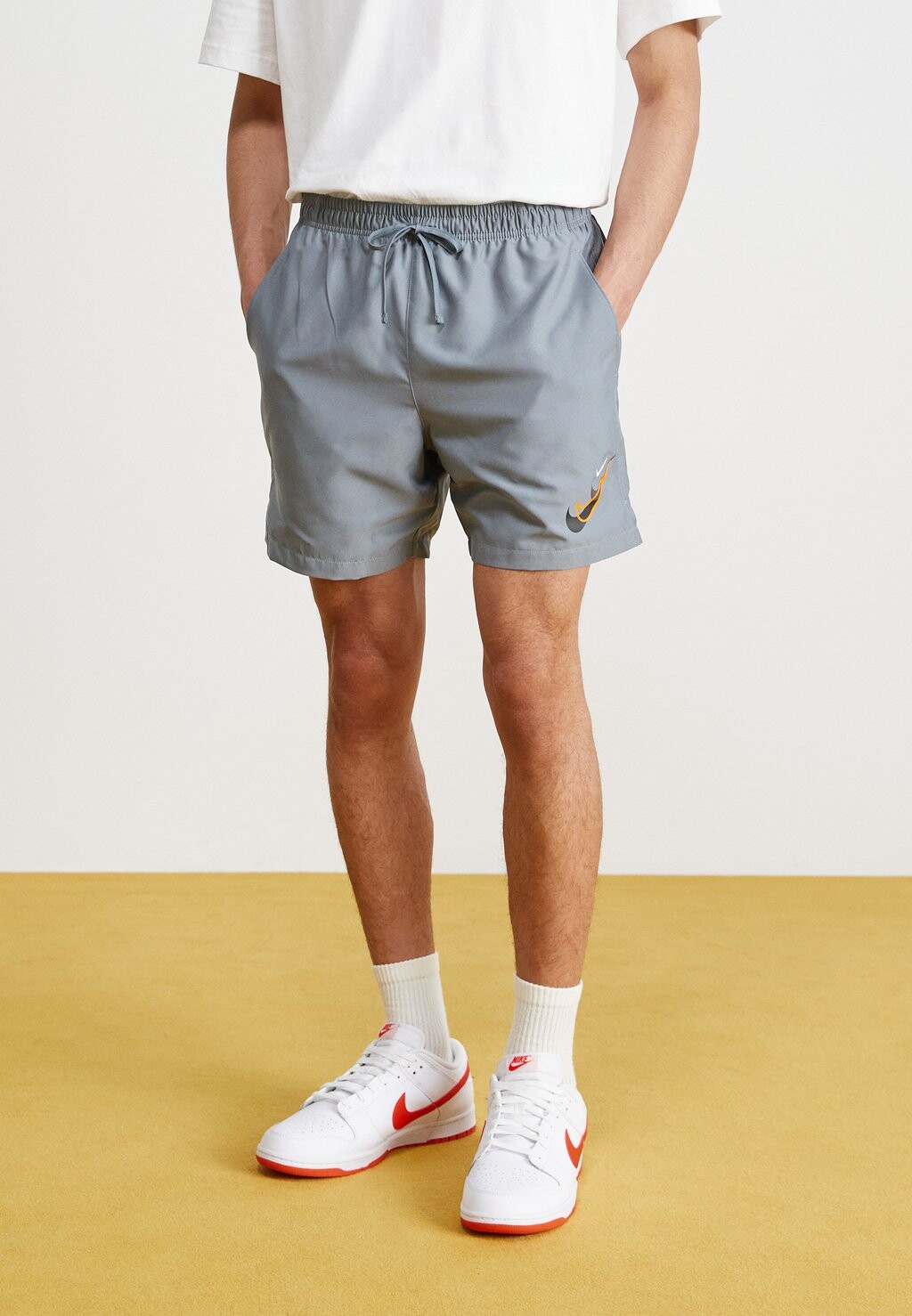 

Шорты Nike Sportswear, серый