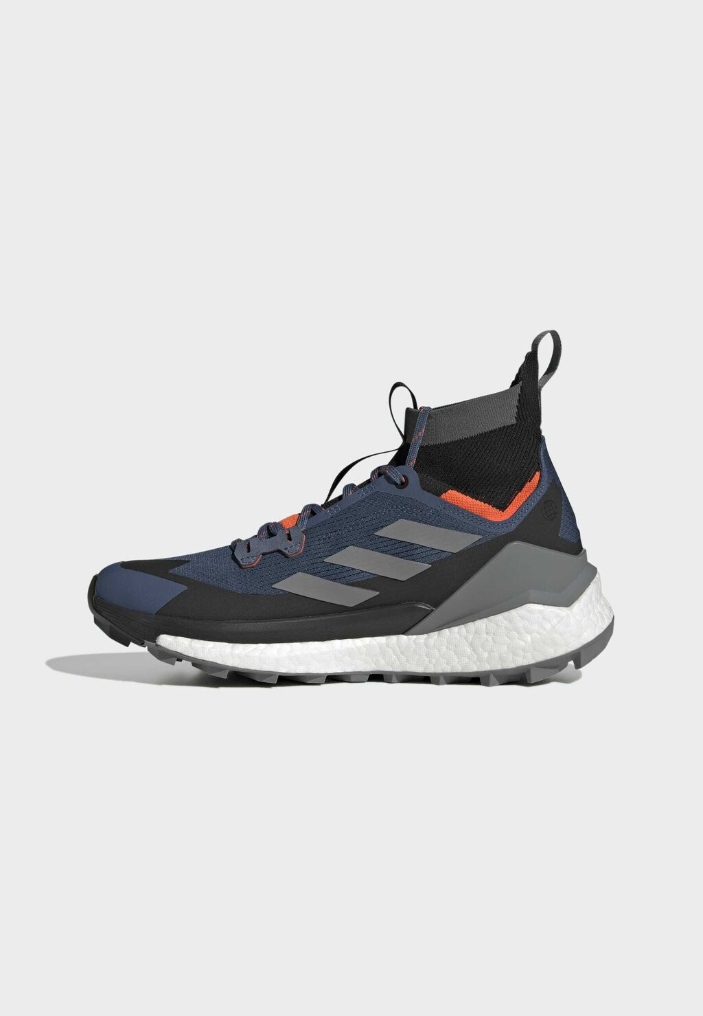 

Кроссовки Adidas