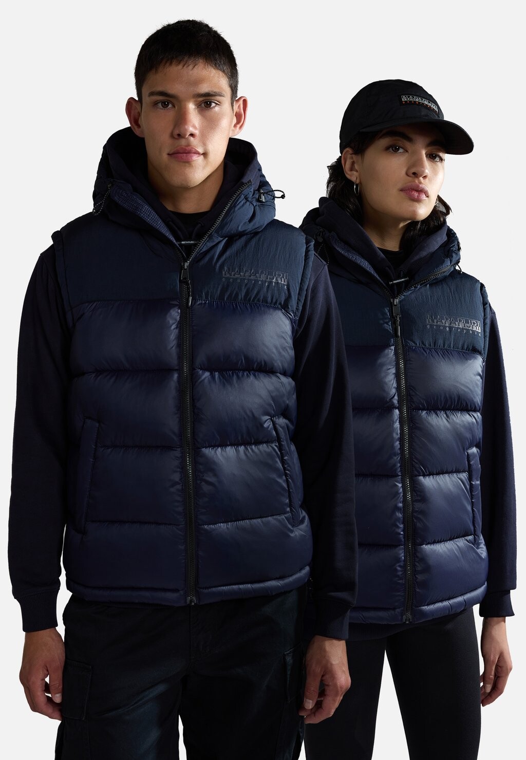 

Жилет Napapijri A-HORNELEN V UNISEX, темно-синий