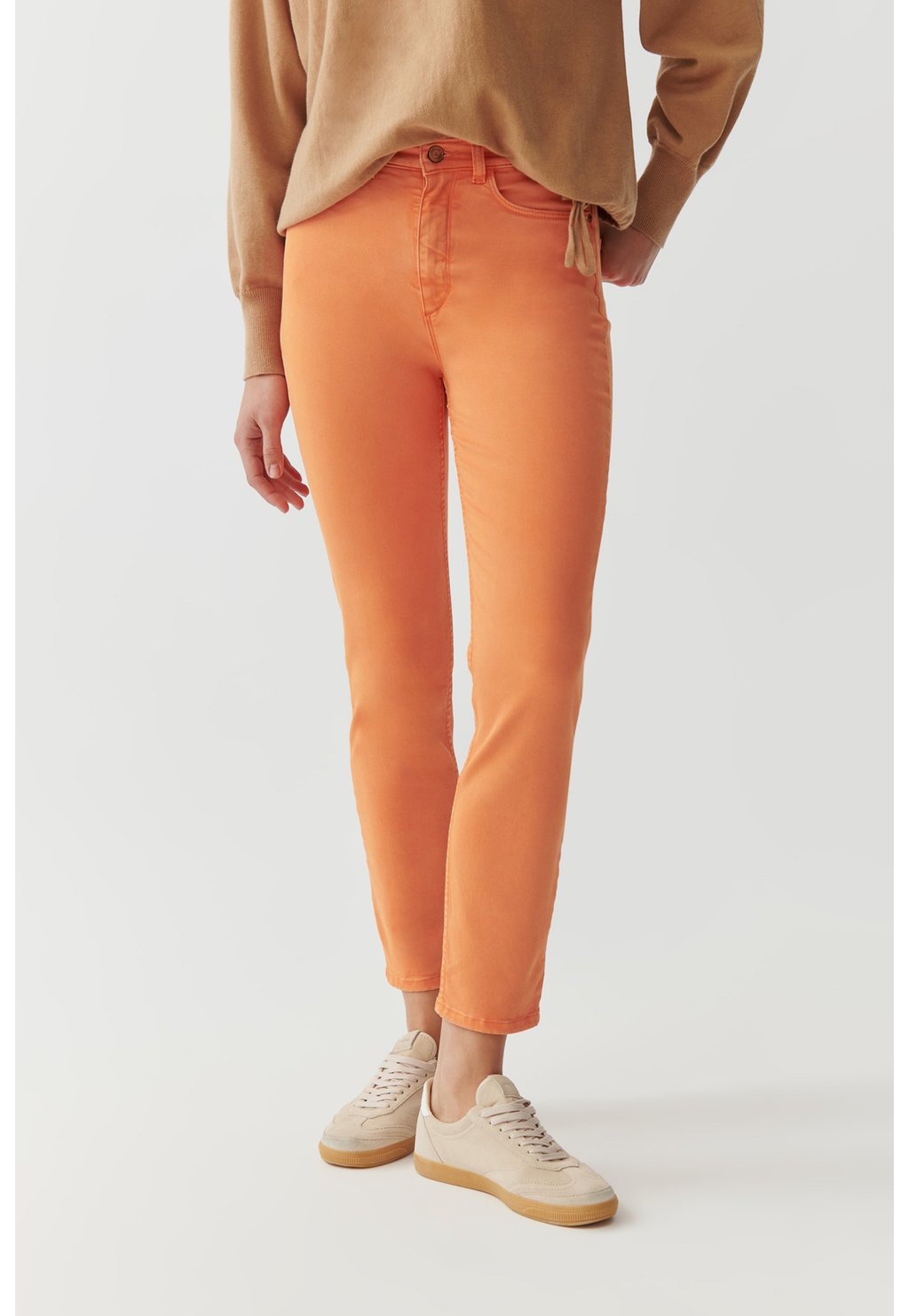 Джинсы приталенного кроя ROMIKI TATUUM, цвет orange джинсы приталенного кроя romiki tatuum цвет beige