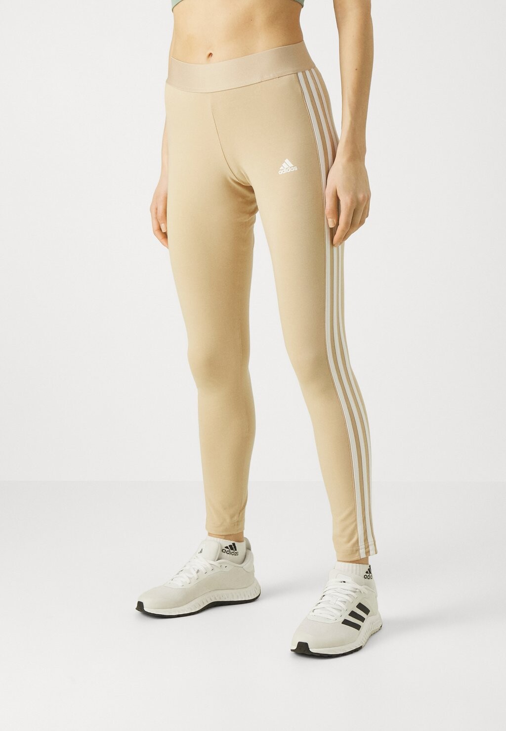 

Леггинсы ESSENTIALS 3 STRIPES LEGGINGS adidas Sportswear, цвет magic beige/white