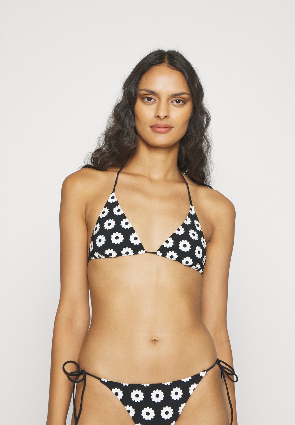 

Верх бикини String Tory Burch, белый