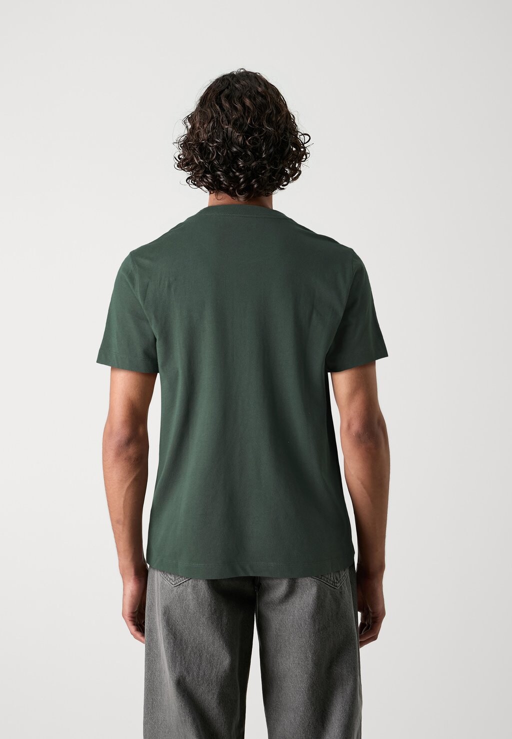 

Базовая футболка ELEVATED ICON TEE Abercrombie & Fitch, темно-зеленый
