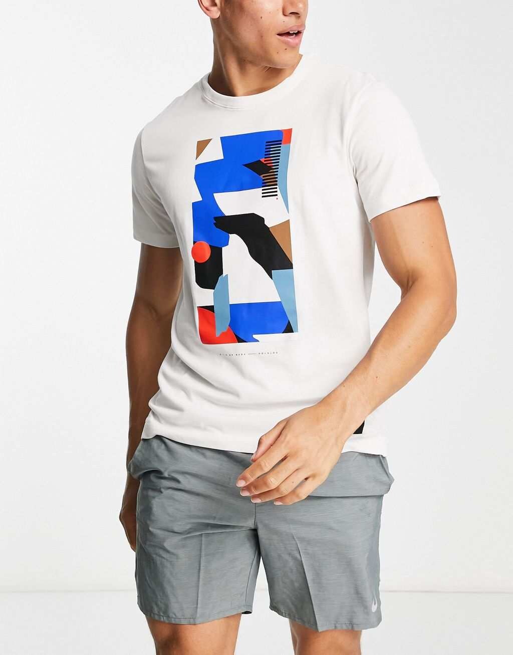 

Белая футболка с рисунком Nike Running Artist in Residence Dri-FIT