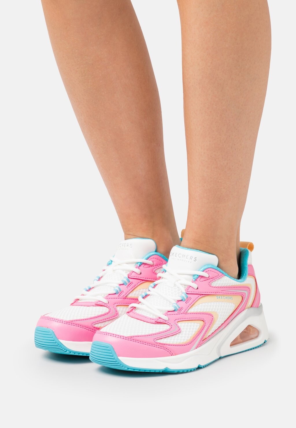 

Кроссовки Skechers