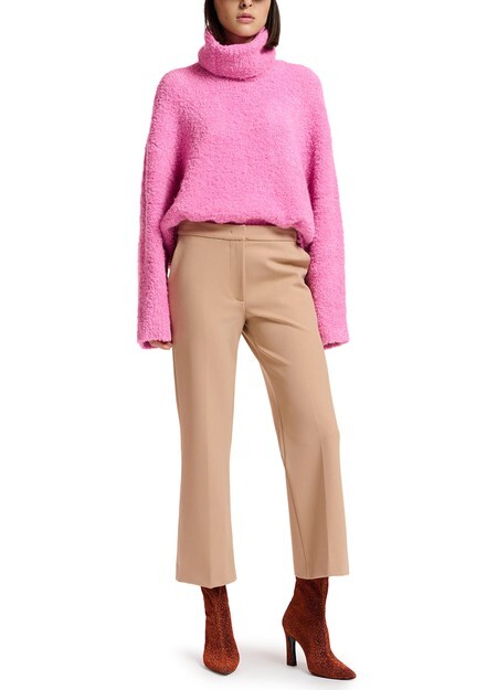 

Свитер Эмбоза Essentiel Antwerp