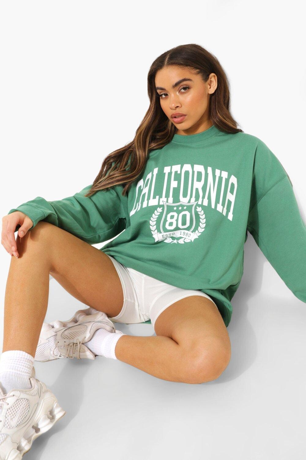 

Свитер калифорния супер-объемного размера Boohoo, зеленый