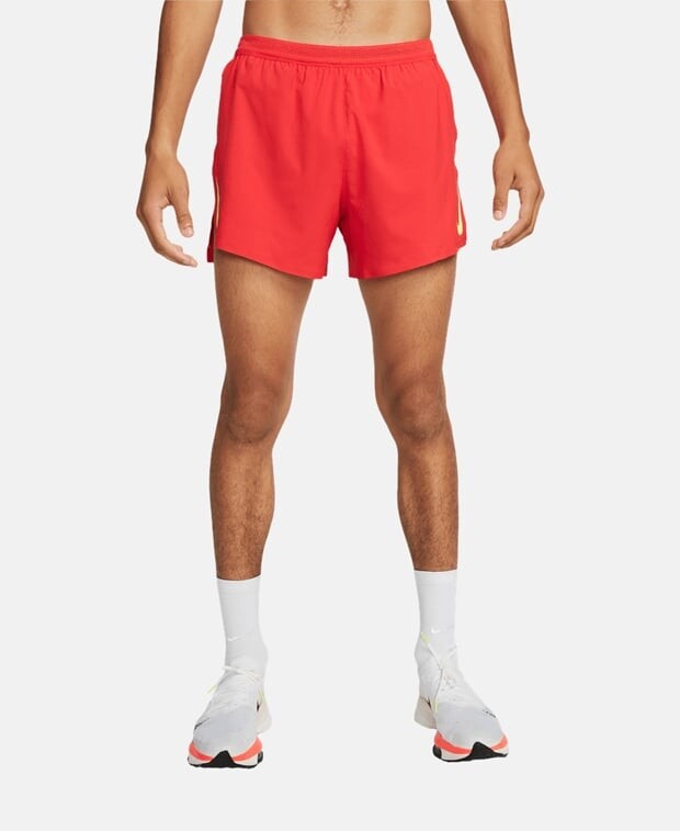 

Шорты для бега Nike, красный