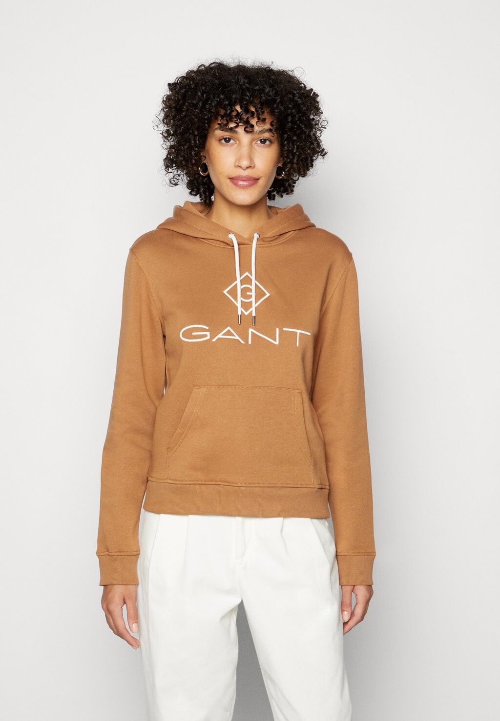 

Толстовка с капюшоном GANT, светло-коричневый