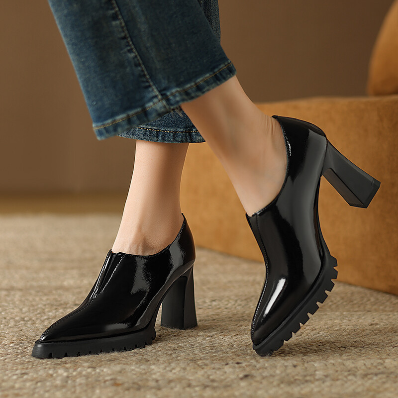 

Туфли женские на высоком каблуке Mo Lin, цвет Black patent cow leather