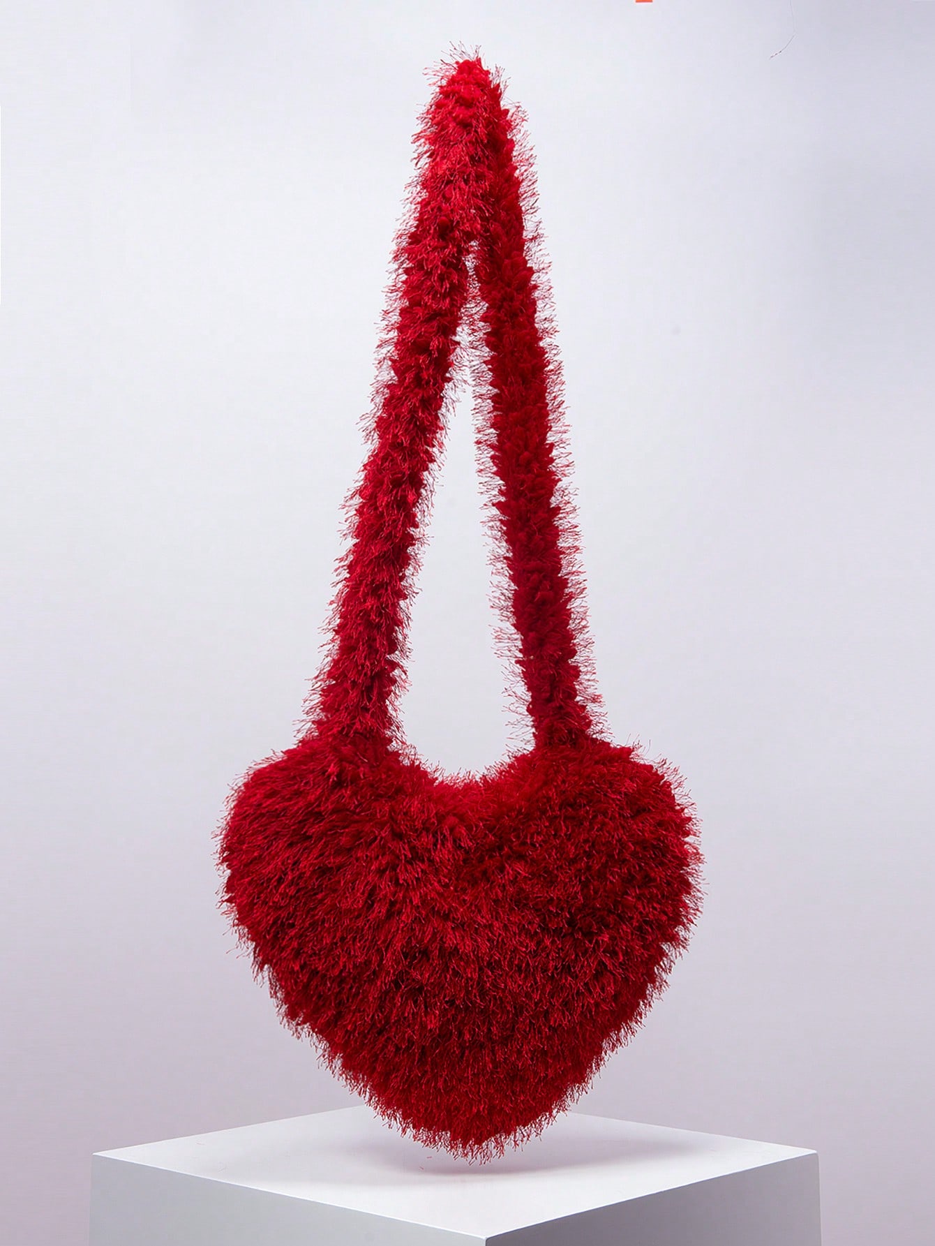 Меховая сумка через плечо ярких цветов Y2k Millennium, красный