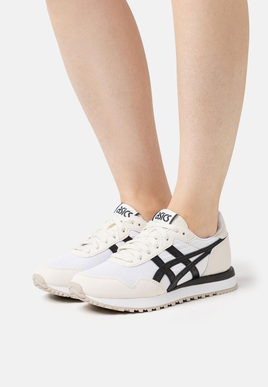 

Кроссовки ASICS SportStyle