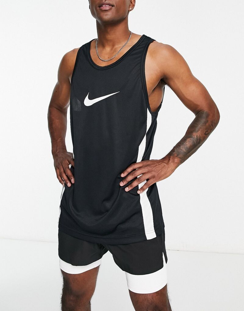 

Nike — черный топ без рукавов с галочкой