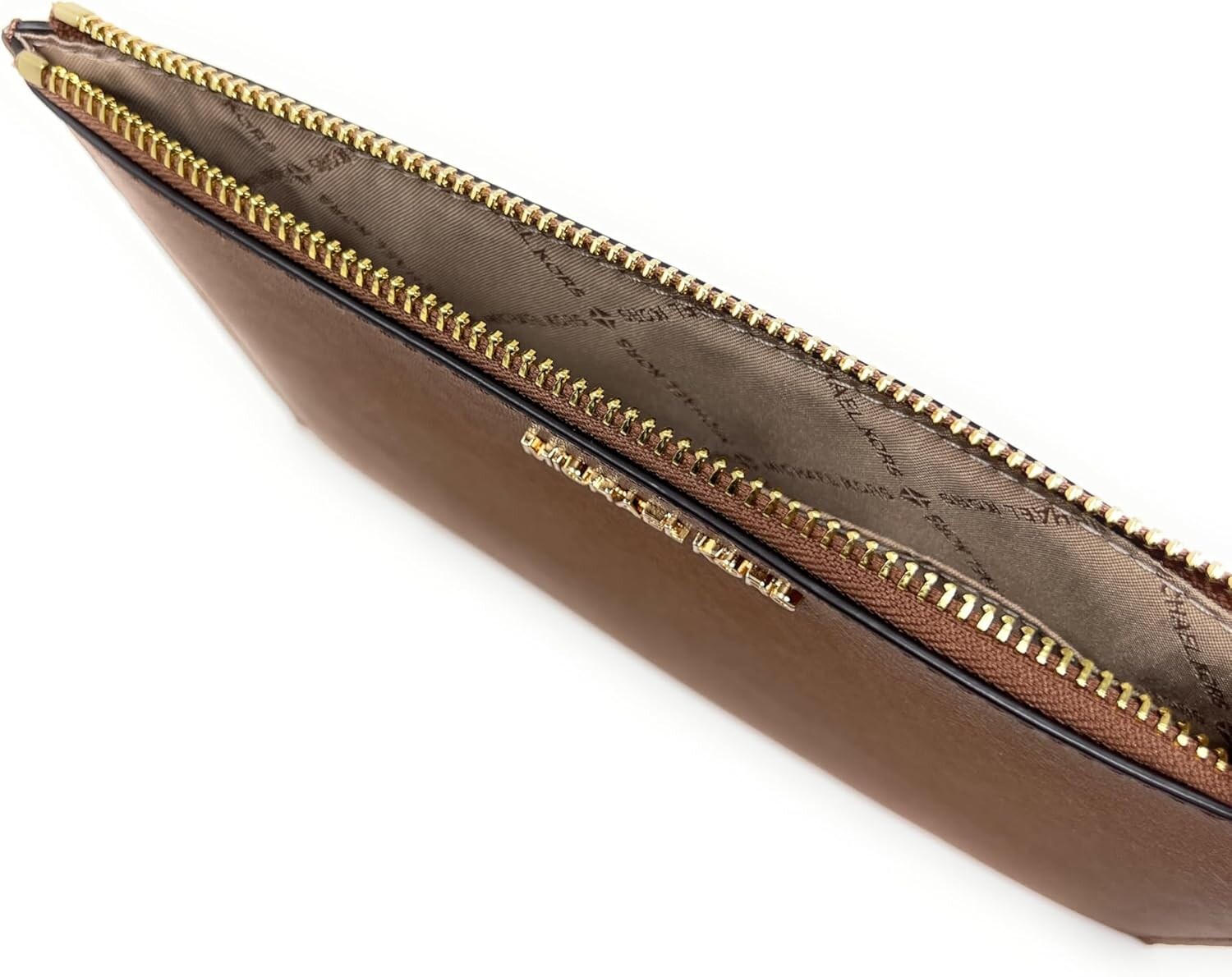 

Michael Kors Jet Set Zip Pouch Luggage