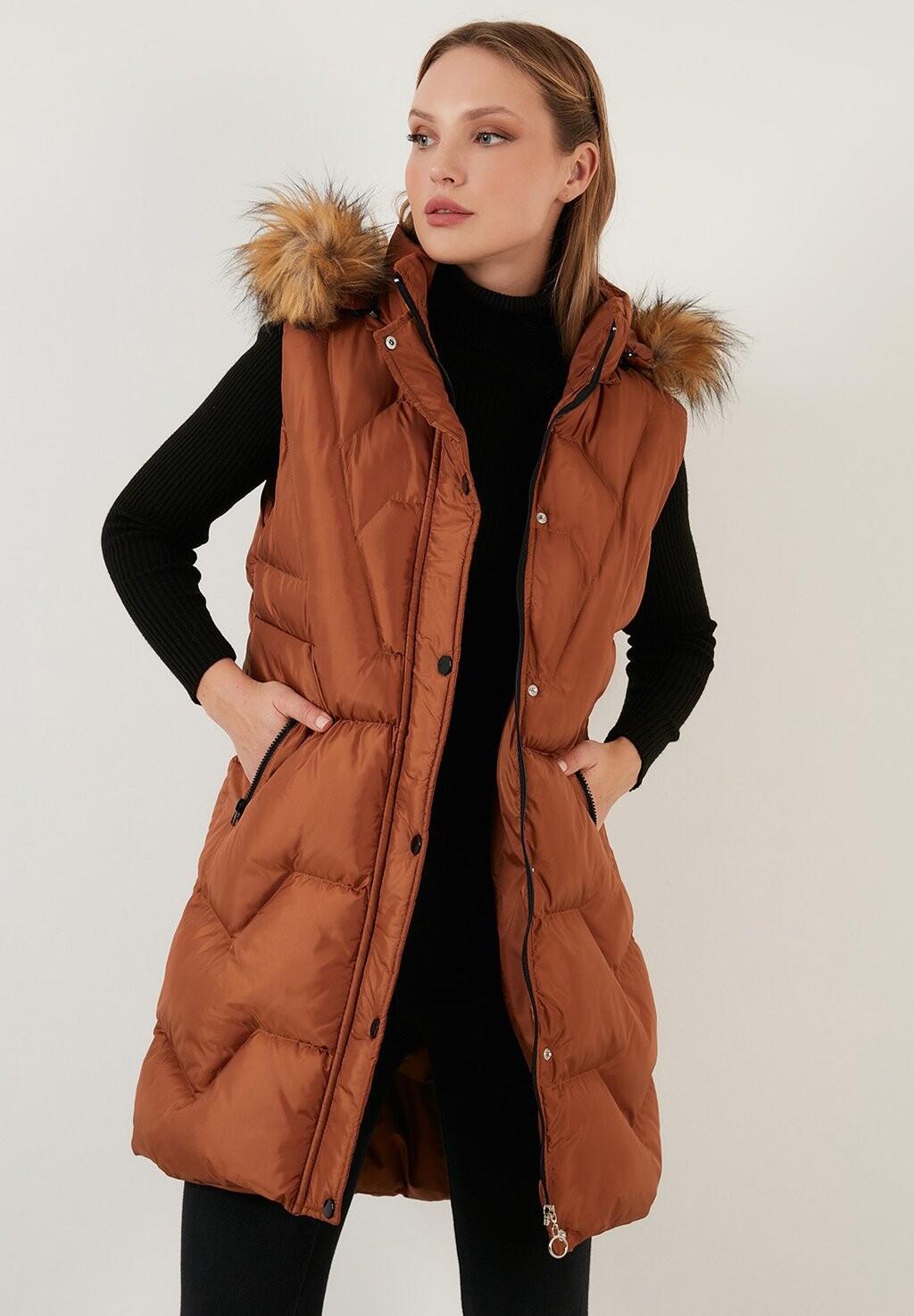 

Жилет REGULAR FIT LELA, цвет caramel