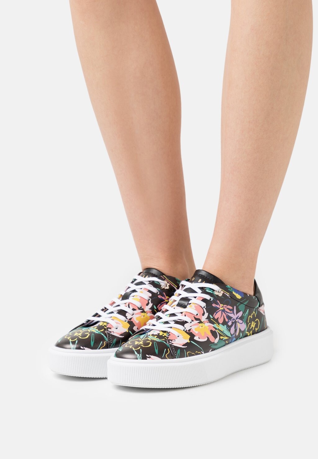 

Кроссовки Ted Baker, черный