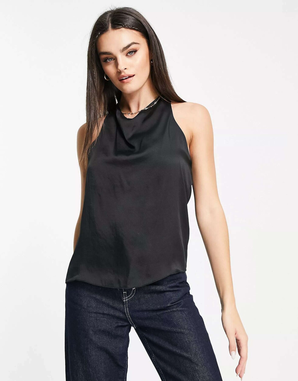 

Черный атласный топ с воротником-бретелькой River Island
