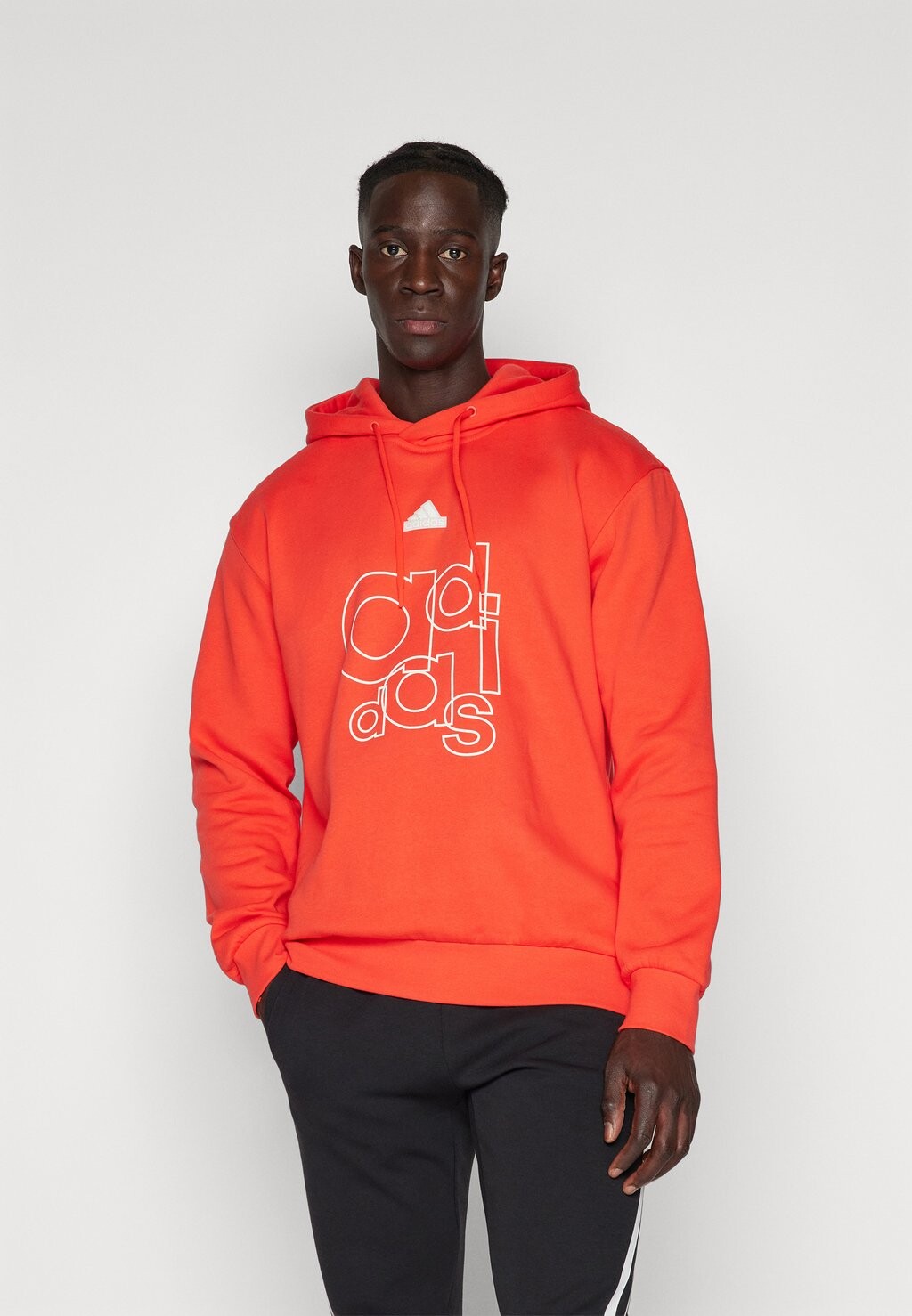 

Толстовка ADIDAS GRAPHIC PRINT HOODIE adidas Sportswear, цвет bright red