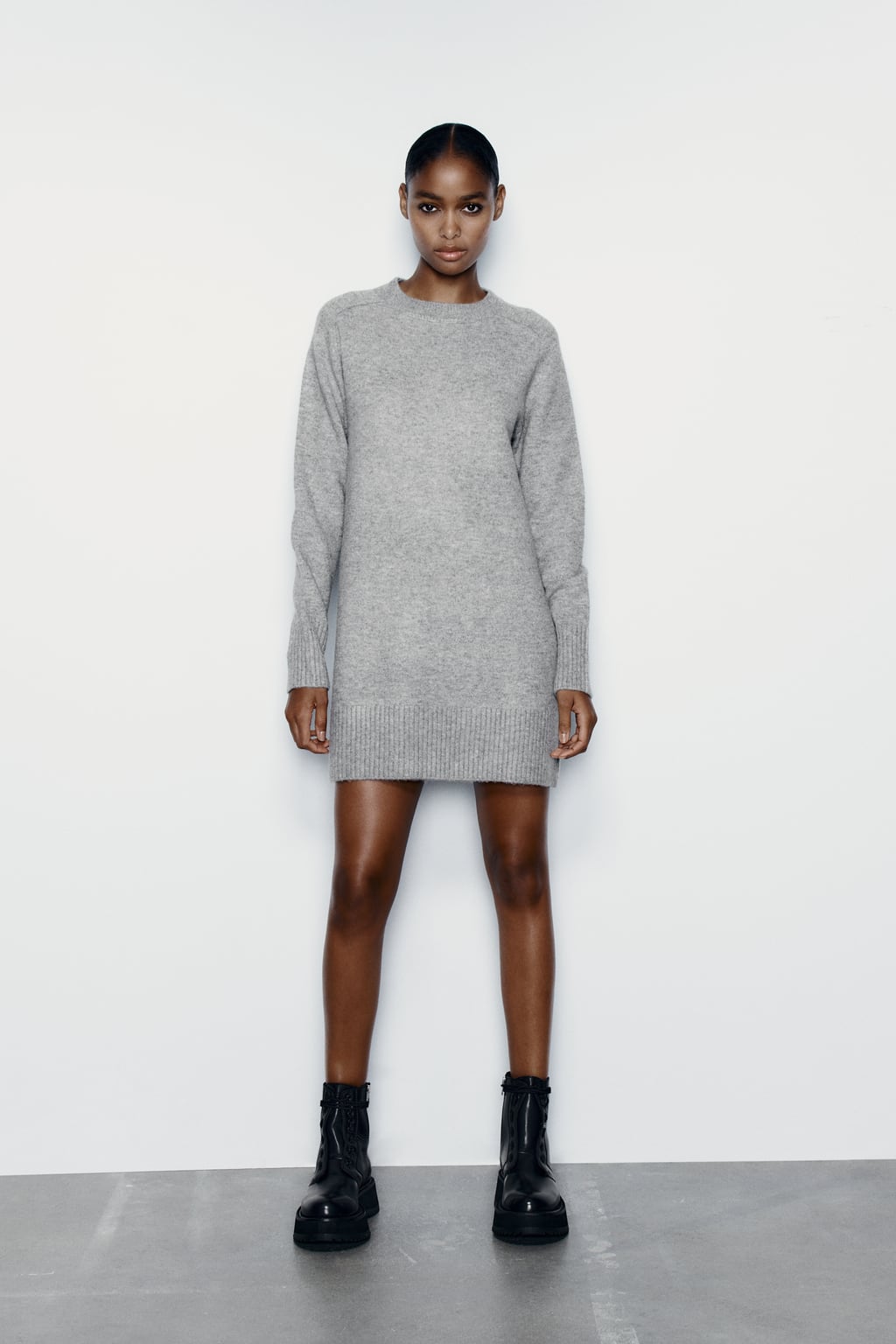 

Мягкое трикотажное мини-платье ZARA, серый