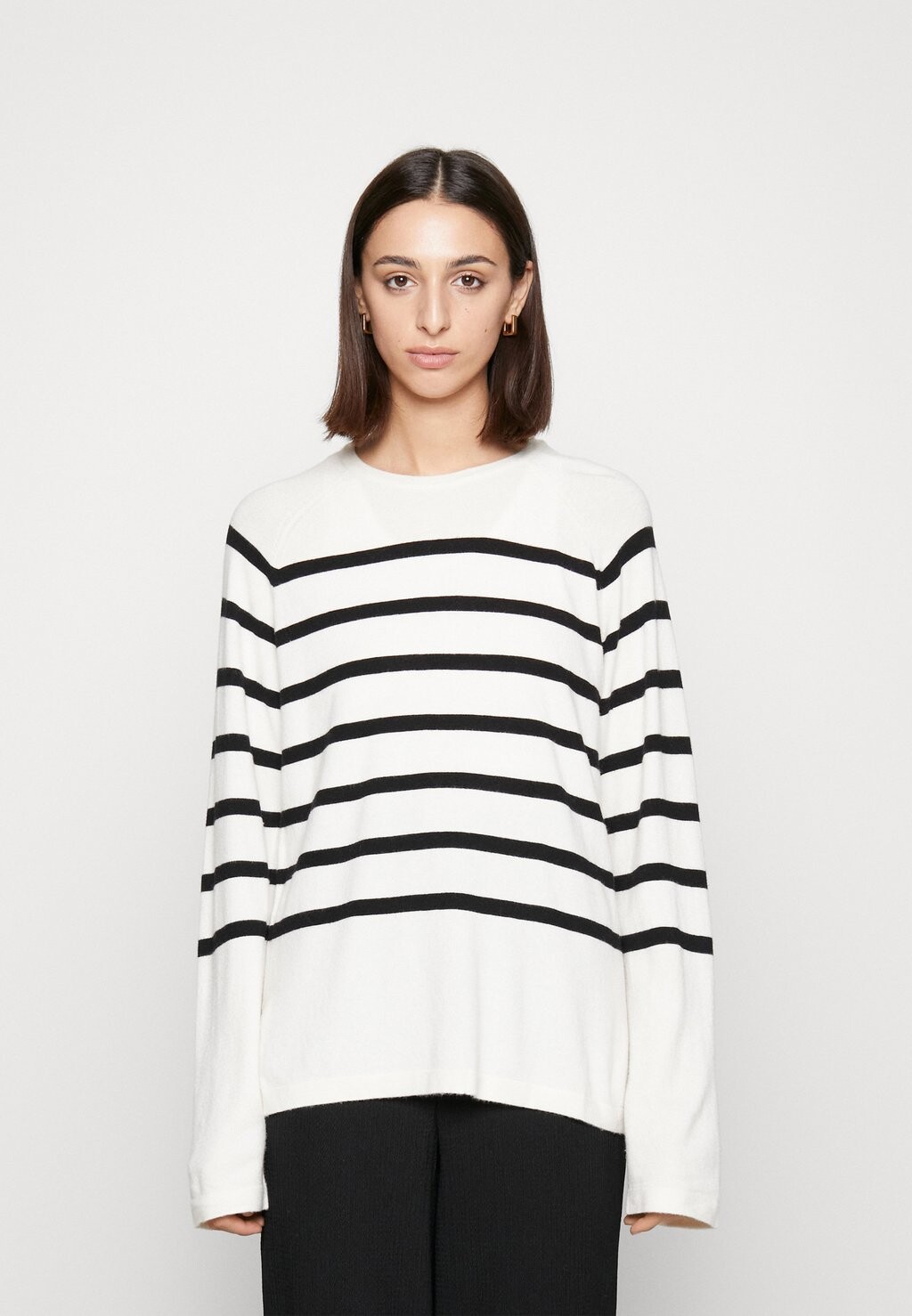 

Свитер PCKALLY PIECES Tall, Cloud Dancer/черный