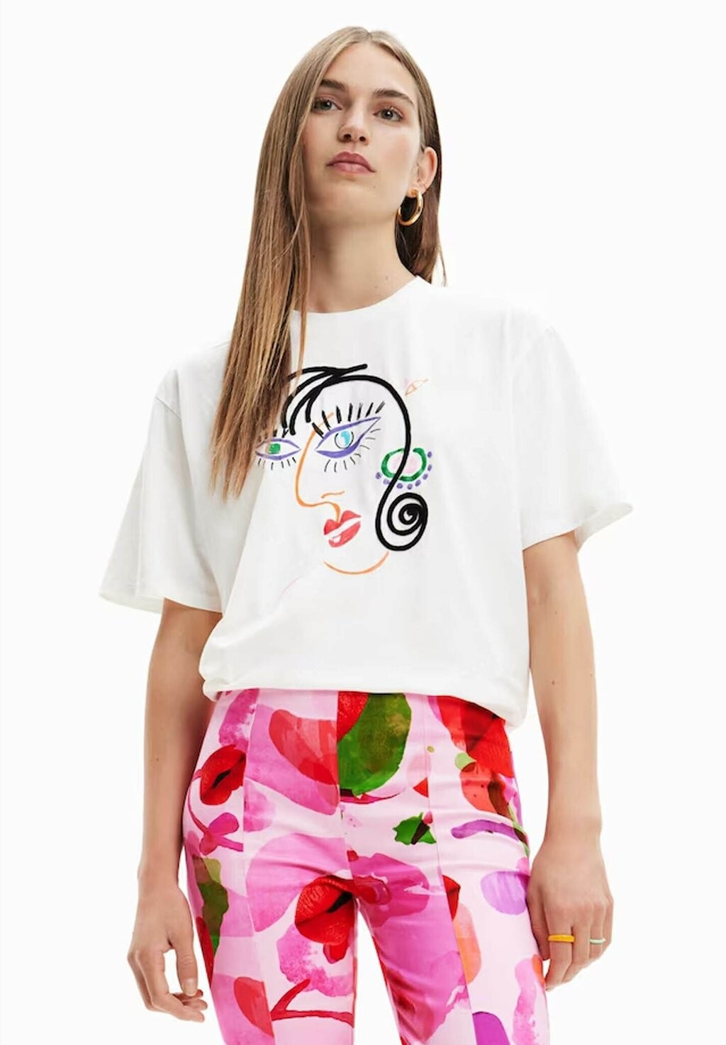 

Футболка с принтом Desigual, белый