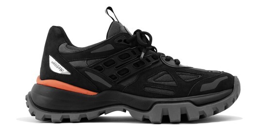 

Марафонец R-Tic Runner Axel Arigato, черный
