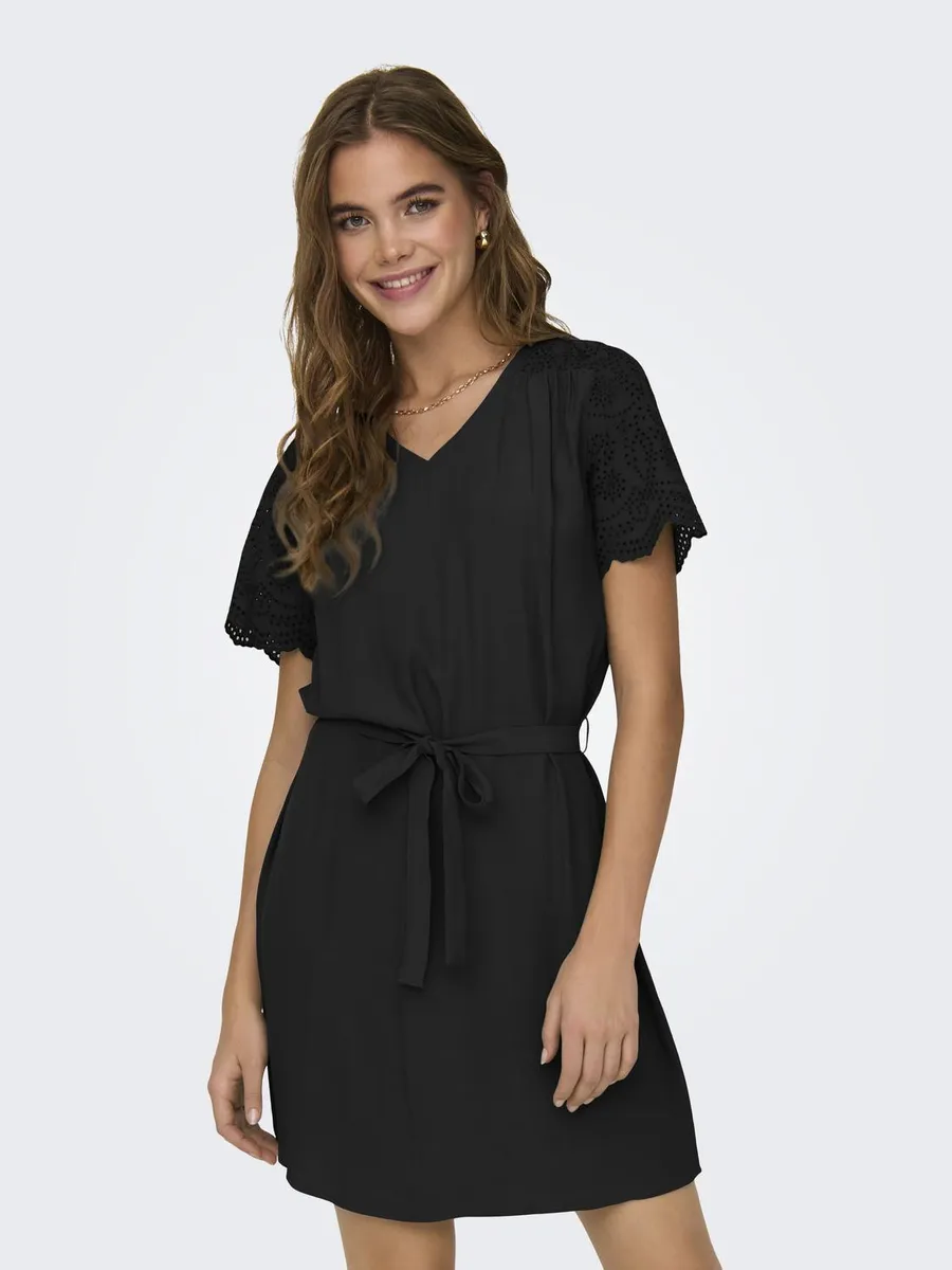 

Мини-платье ONLY "ONLJODIE ROU SS V-NECK DRESS WVN", черный