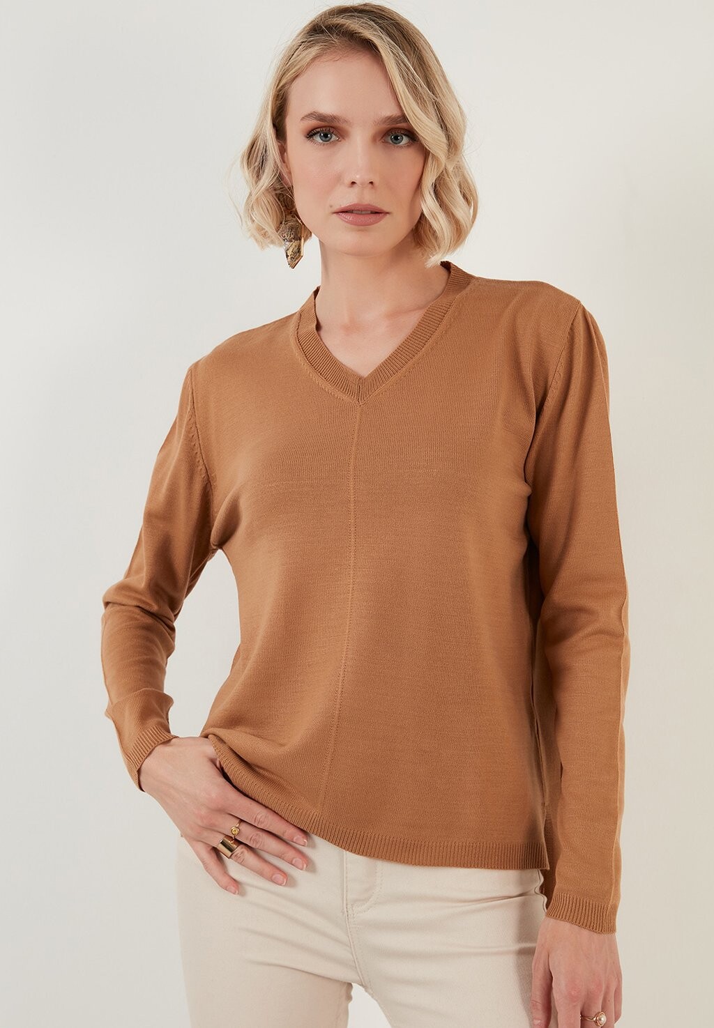 

Свитер LELA Regular Fit, карамельный, Коричневый