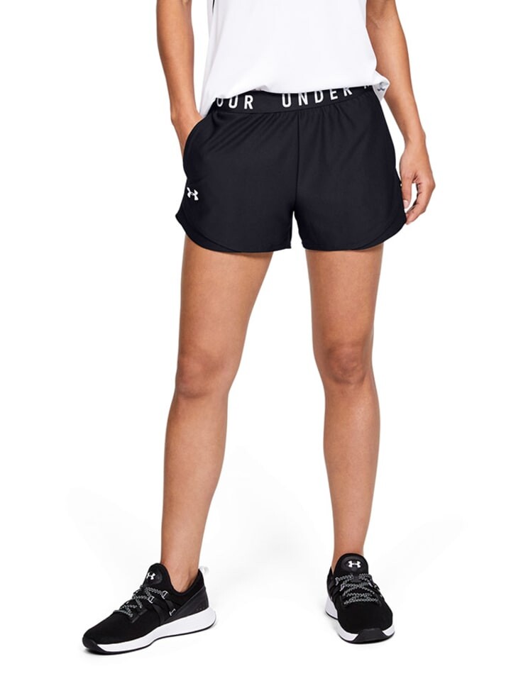 

Шорты Under Armour, черный