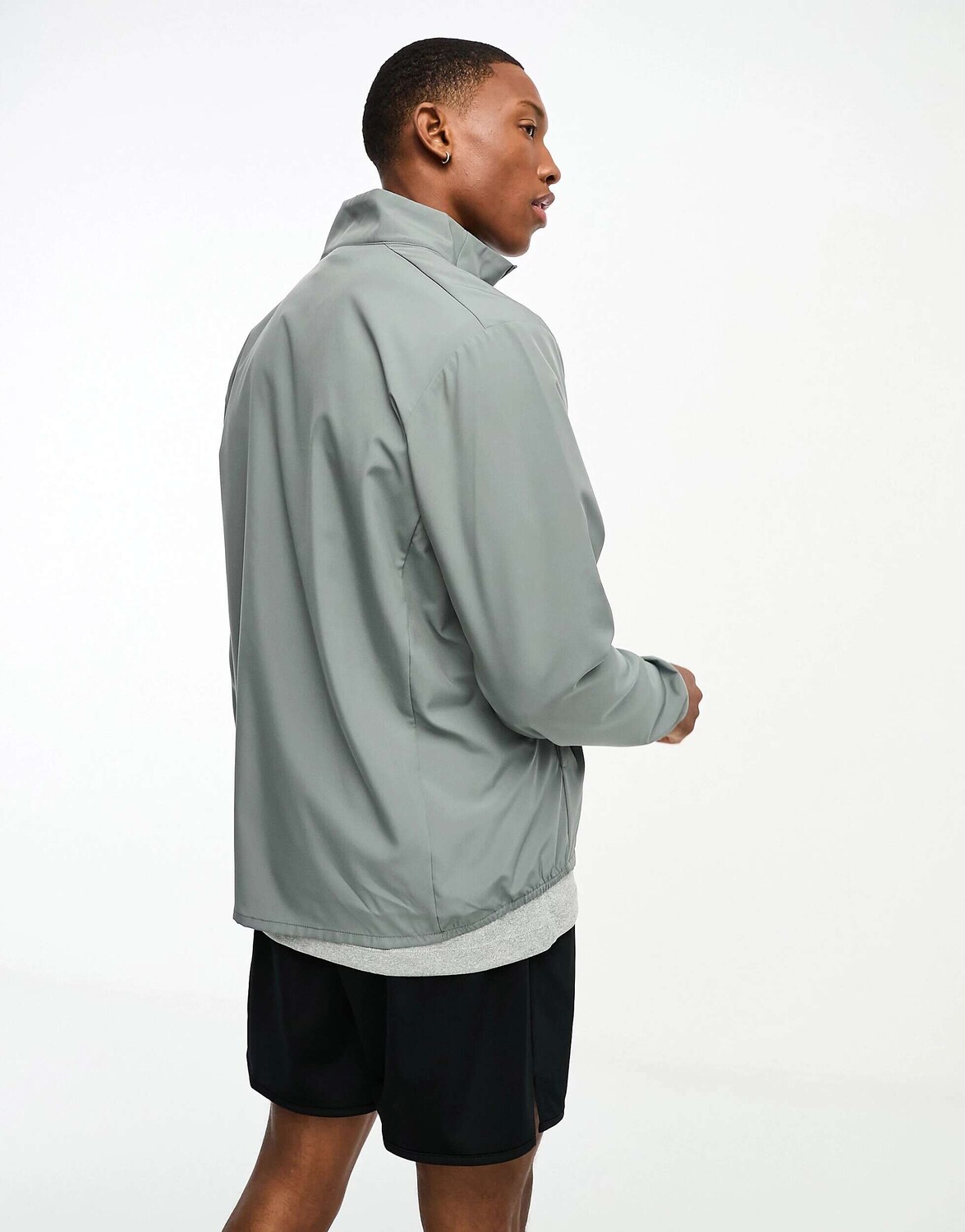 

Серая куртка Nike Dri-FIT, Серый