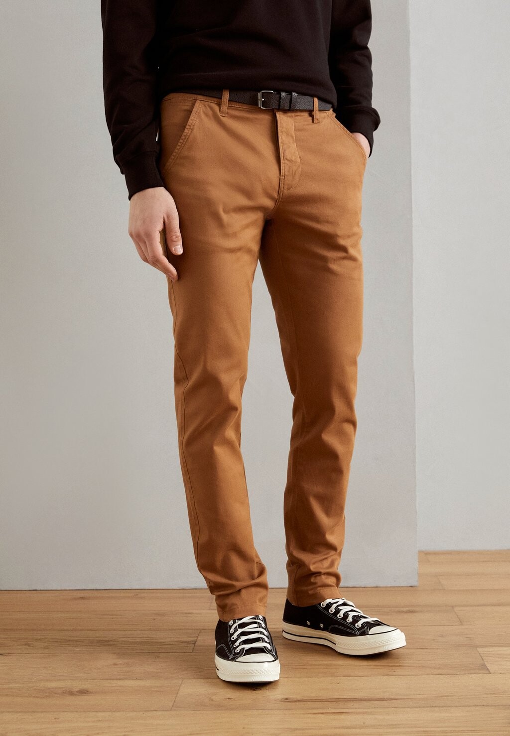 

Чино CLASSIC BELT Lindbergh, цвет burnt brown