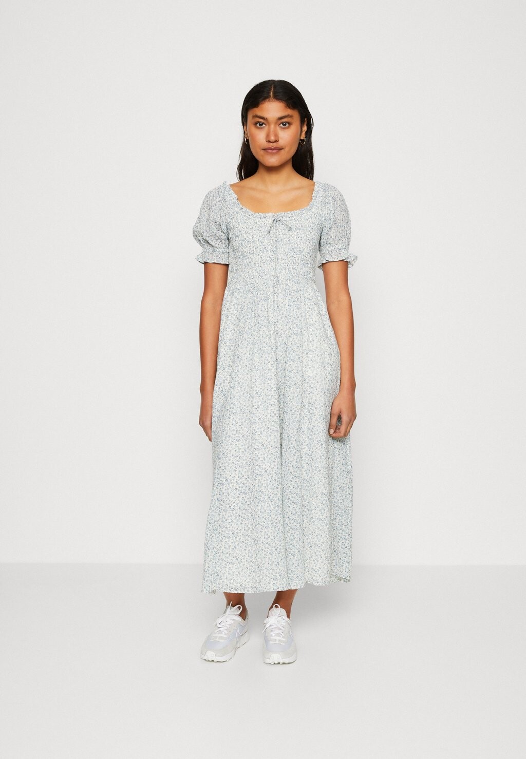 

Летнее платье American Eagle, синий