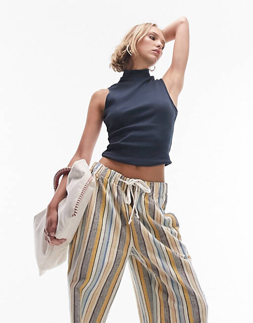 

Базовый топ с высоким воротником премиум-класса Topshop Petite