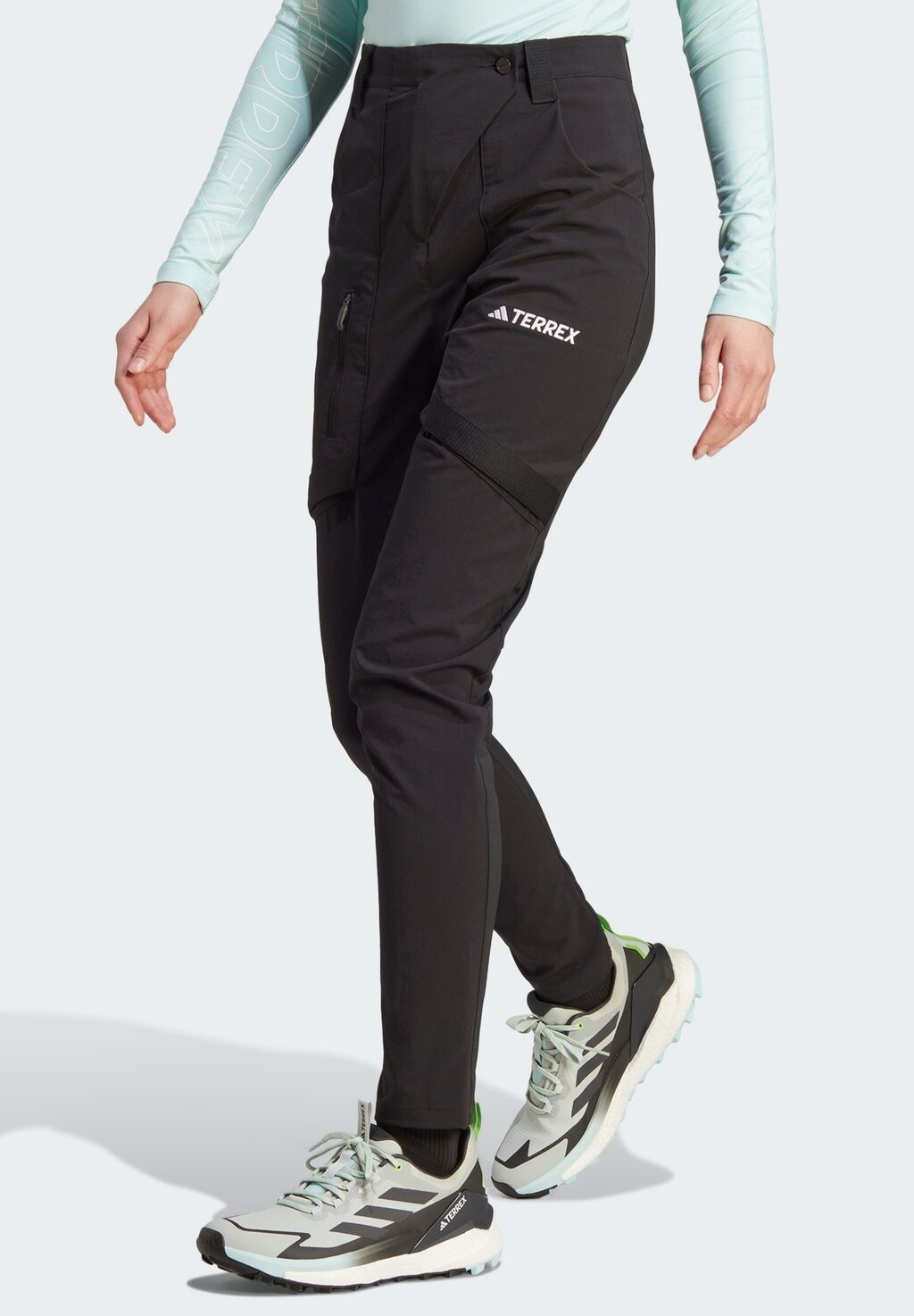 

Брюки Adidas, черный