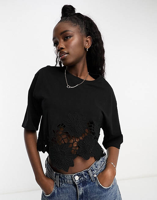 

Черная укороченная футболка свободного кроя с вышивкой ASOS DESIGN, Черный