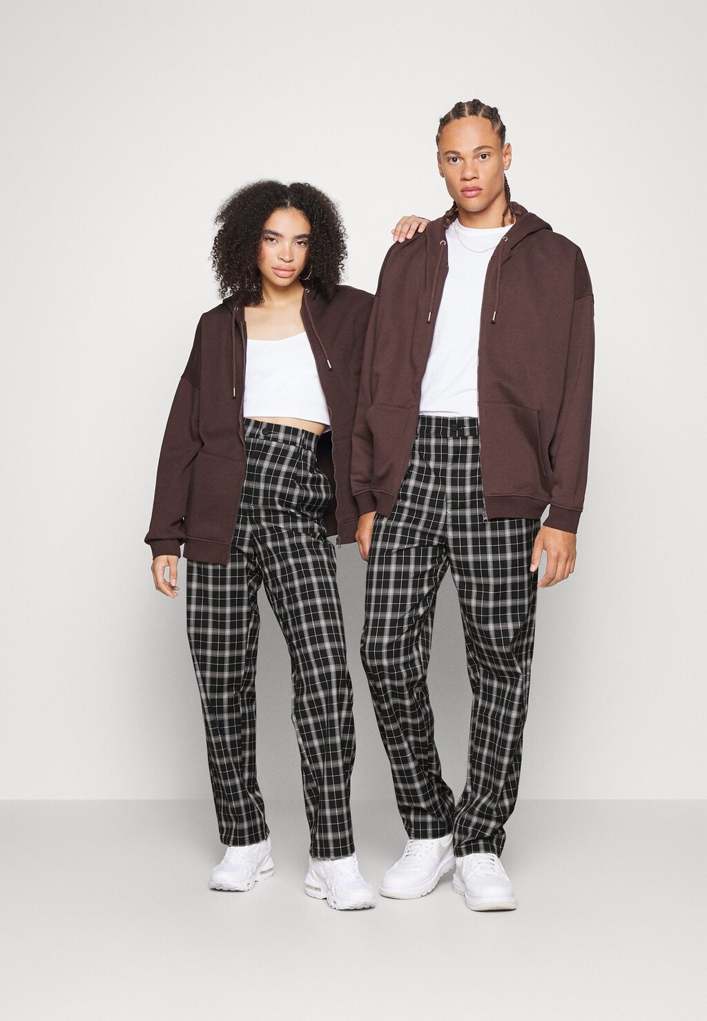 

Брюки Unisex YOURTURN, черные