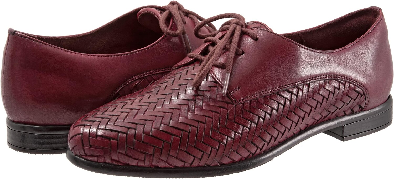 

Оксфорды Lizzie Herringbone Trotters, цвет Burgundy