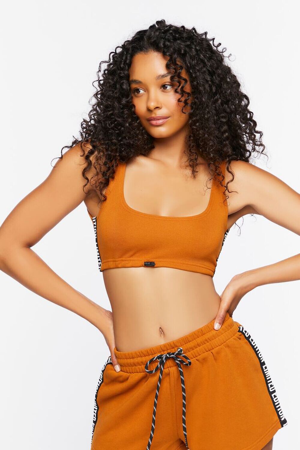 

Укороченный топ Active Limited Edition Forever 21