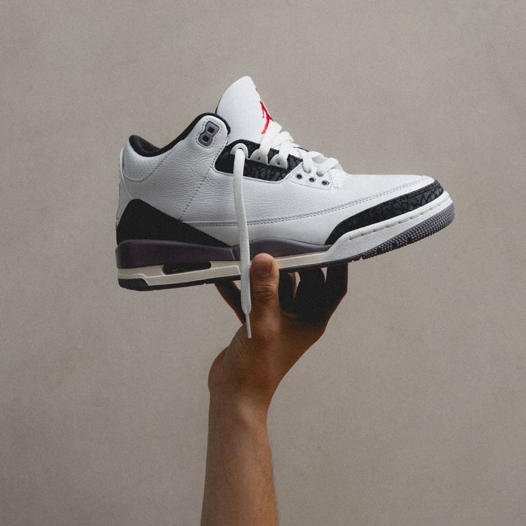 

Кроссовки air jordan 3 retro *cement grey* Nike, белый