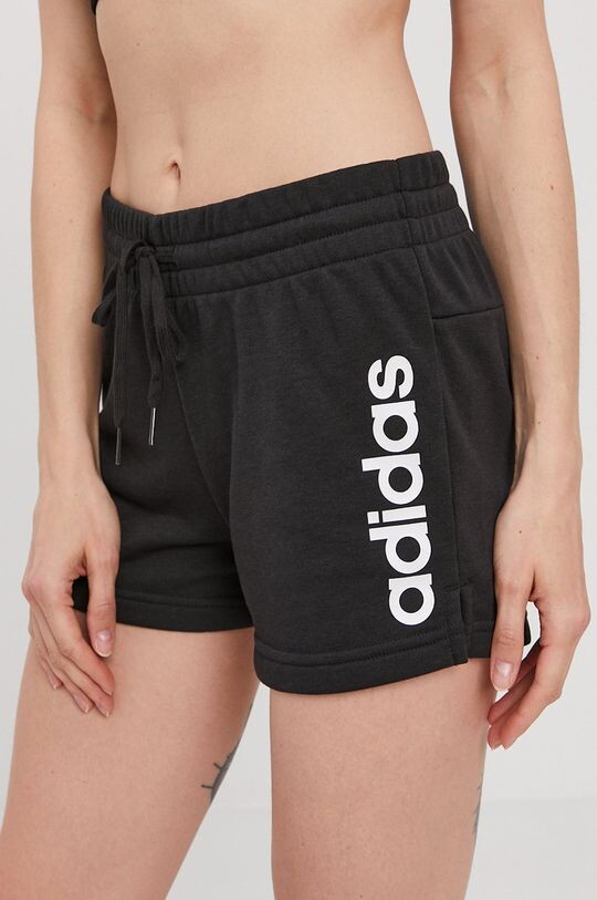 

Шорты adidas, черный