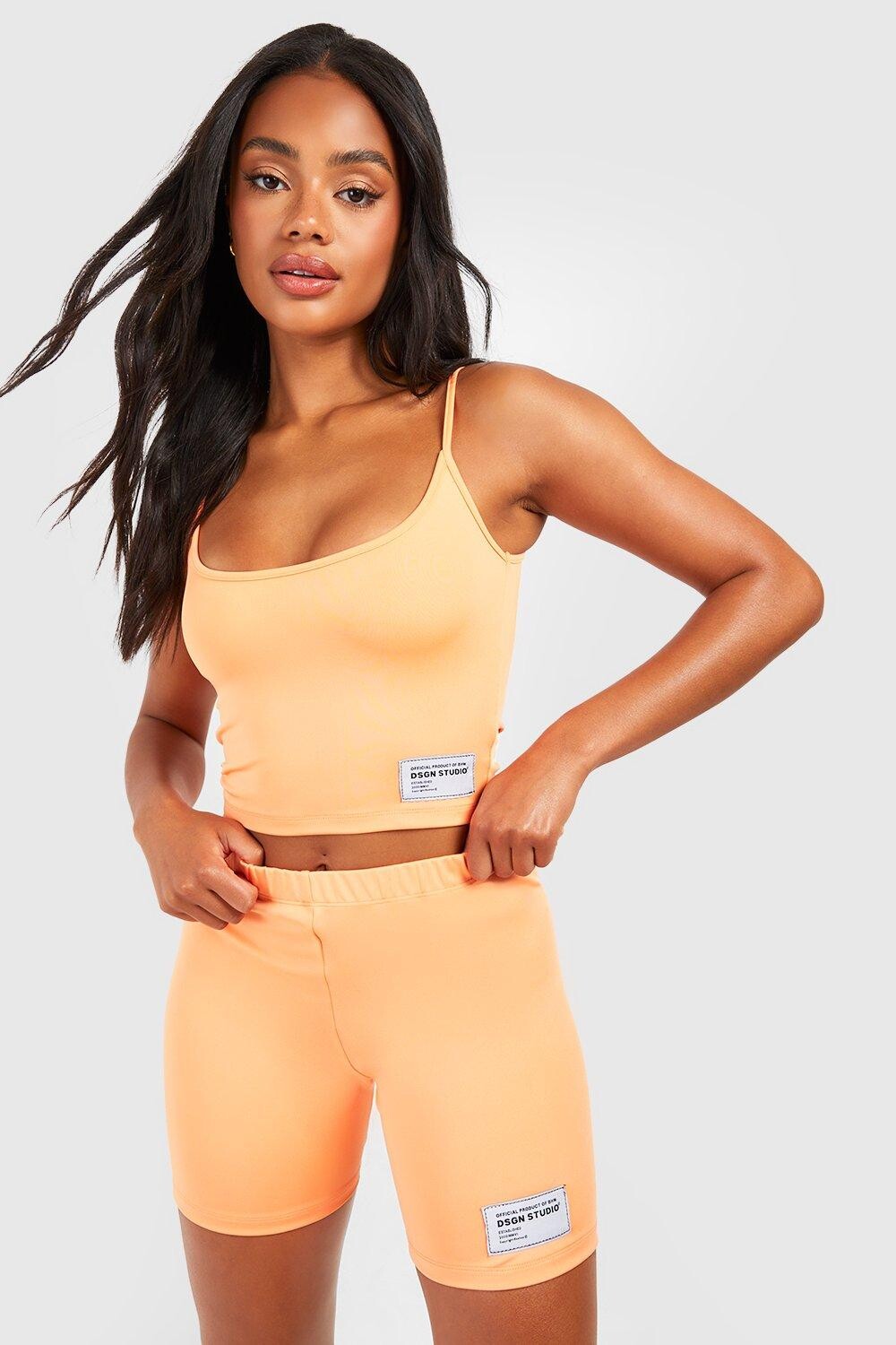 

Байкерские шорты active Boohoo, оранжевый