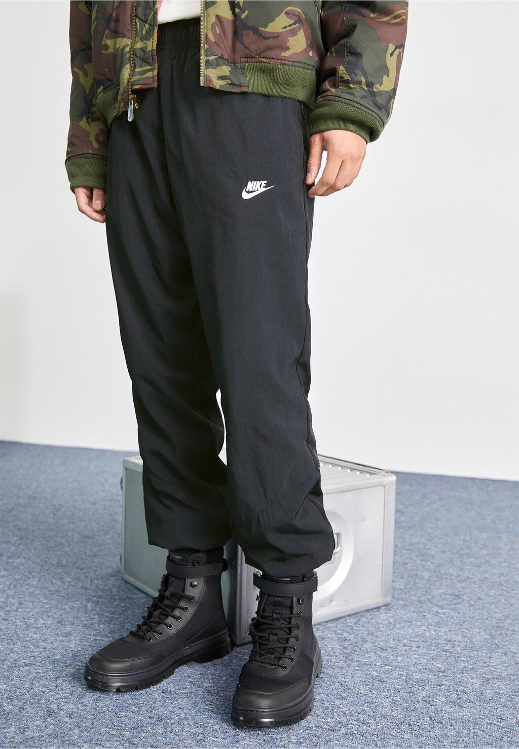 

Спортивные брюки Nike, черный/белый