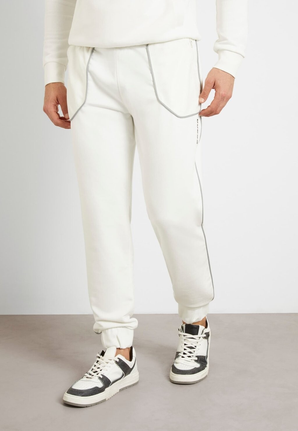 

Тренировочные брюки Guess, белый