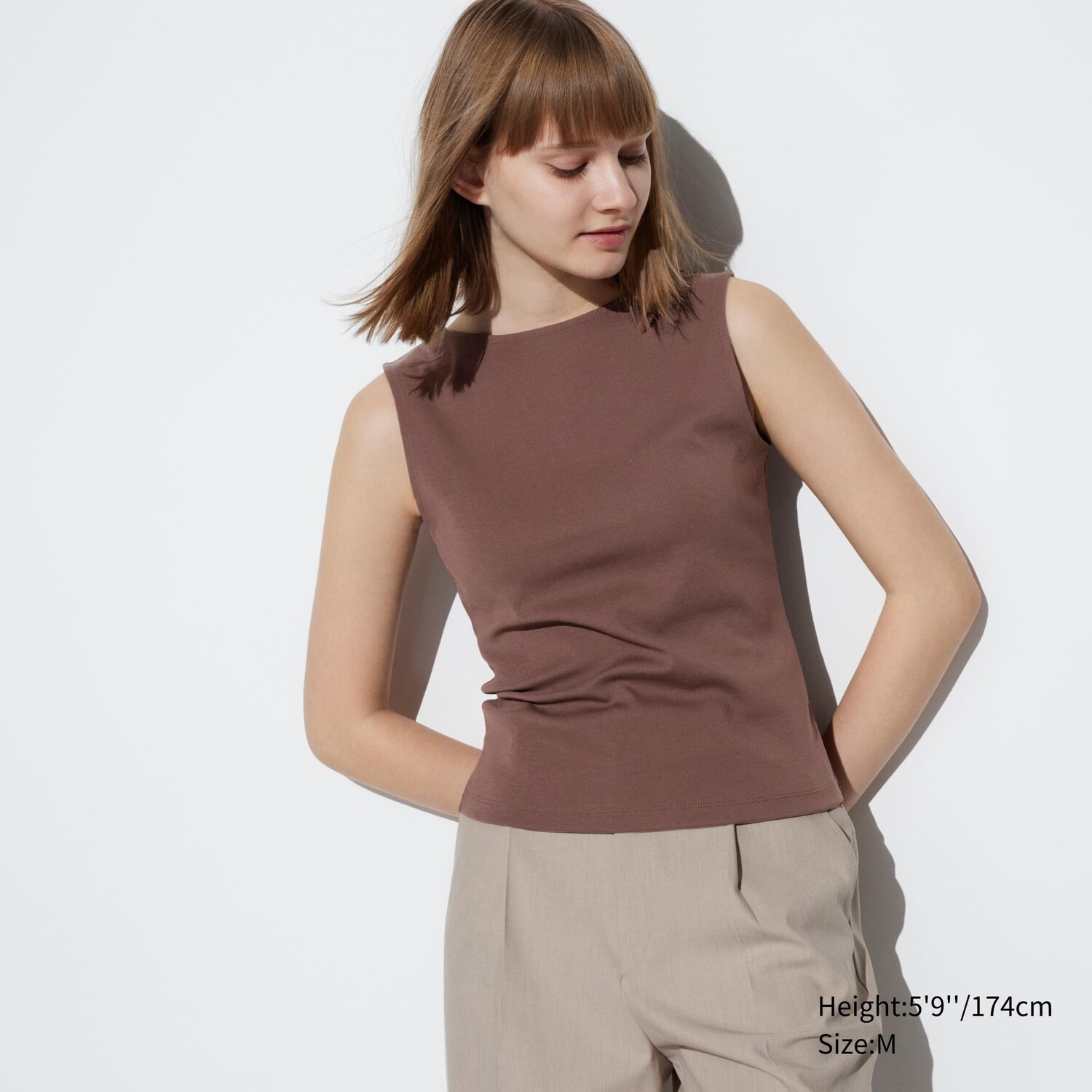 

Футболка Uniqlo без рукавов, темно - коричневый