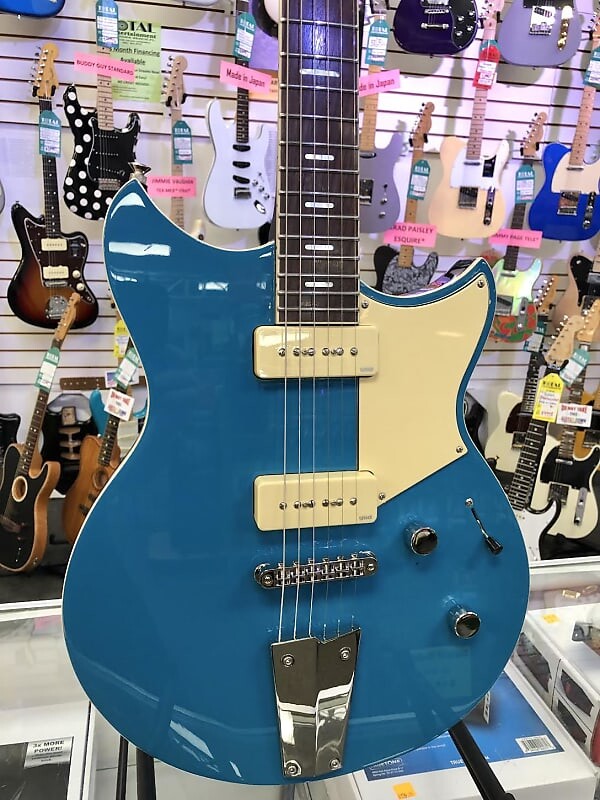 

Электрогитара Yamaha Revstar Standard RSS02T Chambered Electric Guitar with Gig Bag - Swift Blue
